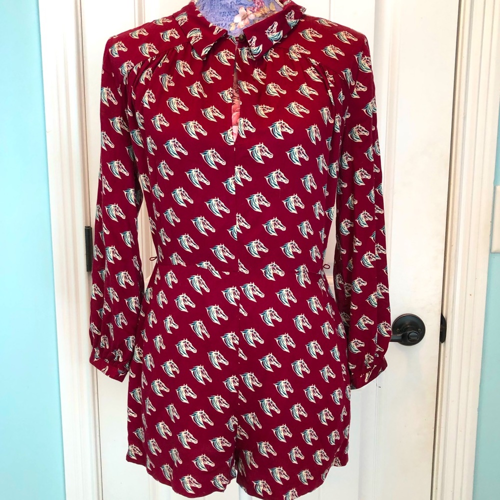 Forever 21 Horse Print LS Romper Sz S Super Cute